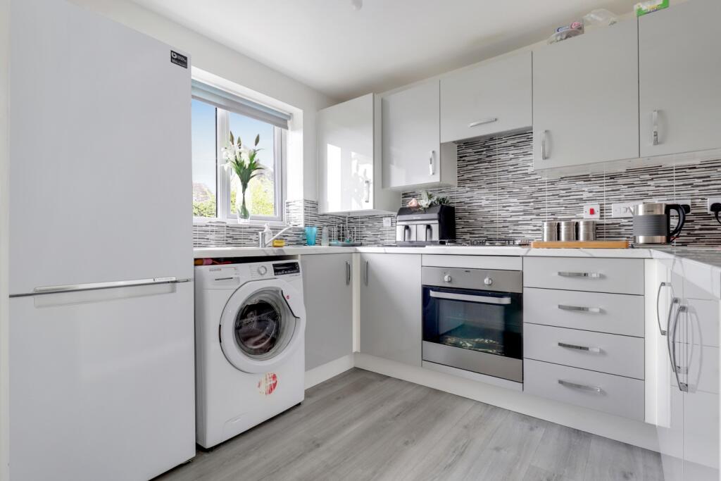 7 Rob Hammond EweMove Pontefract