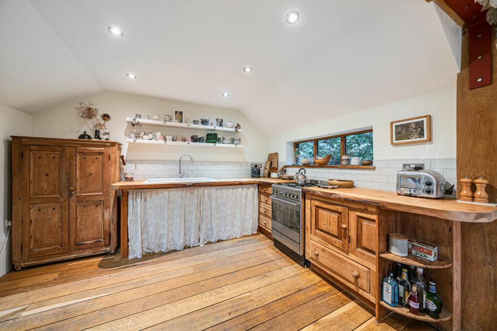Kitchen (2)