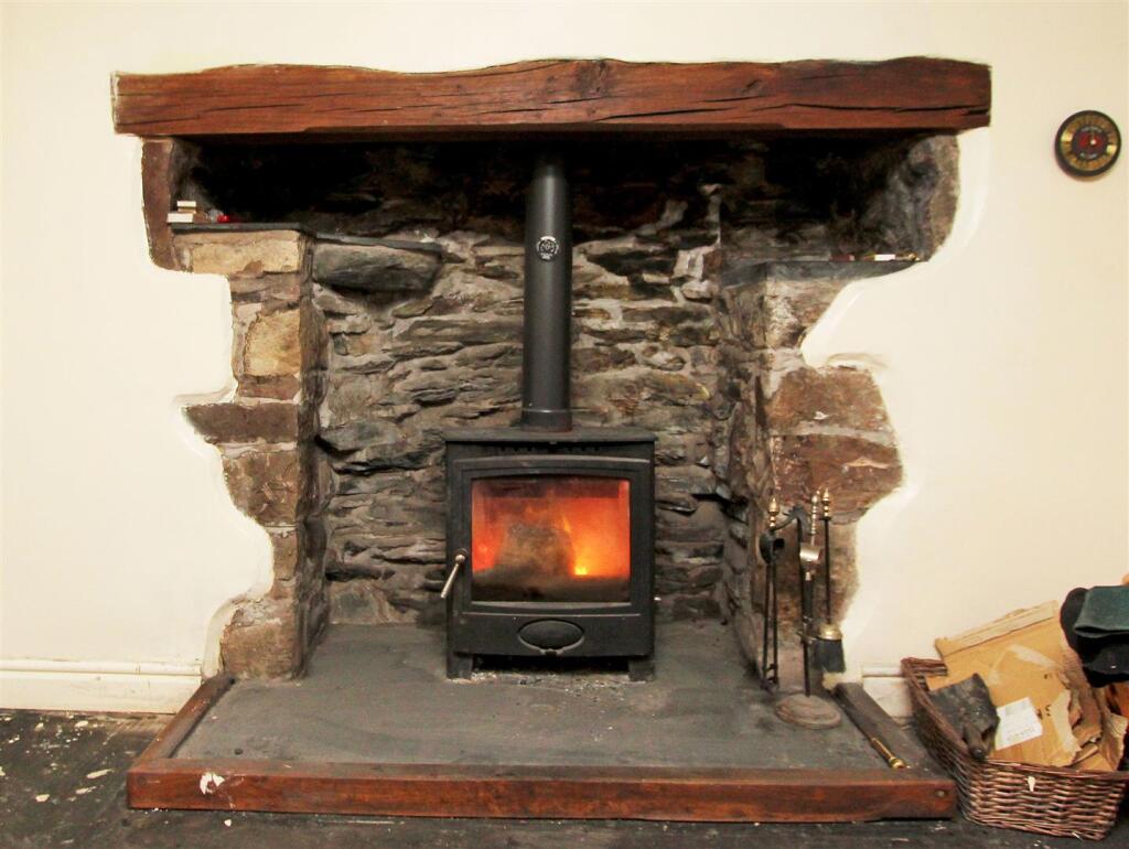 Inglenook Fireplace.jpg