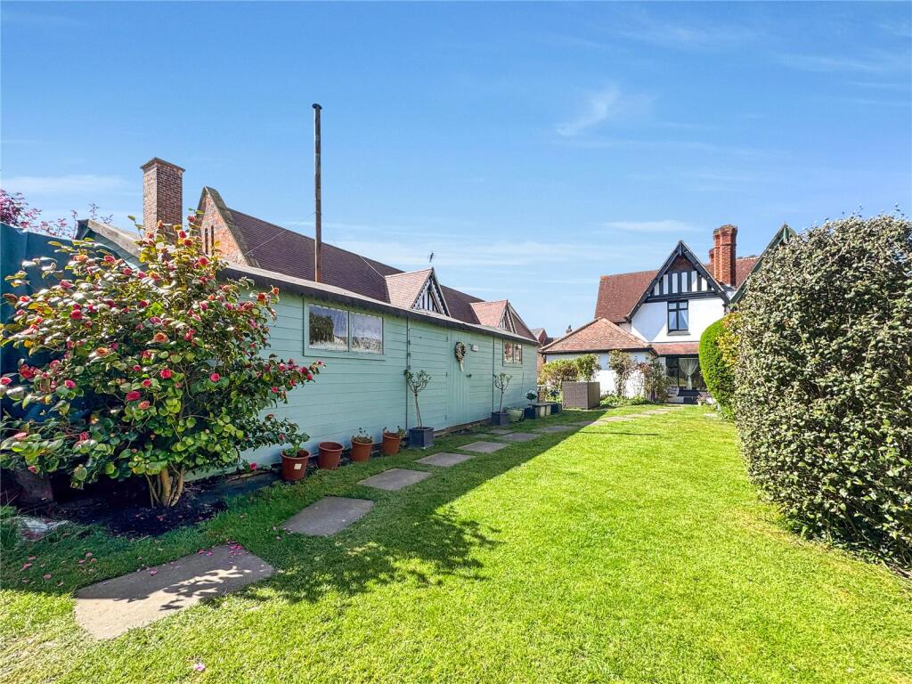Garden &amp; Rear