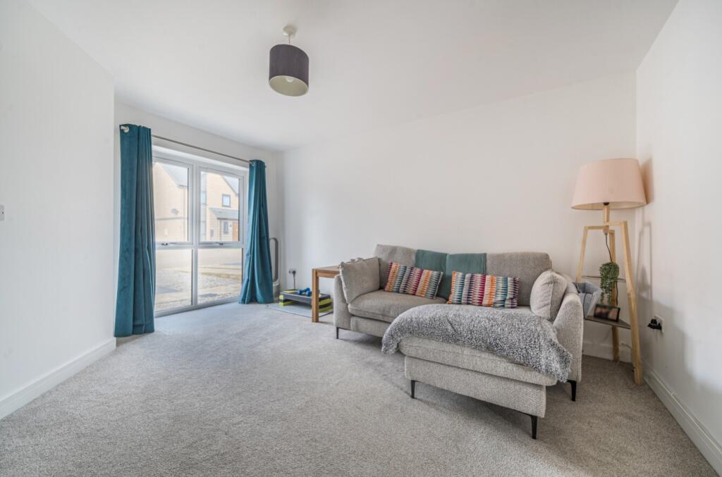 1359390-18-68d26701c5337