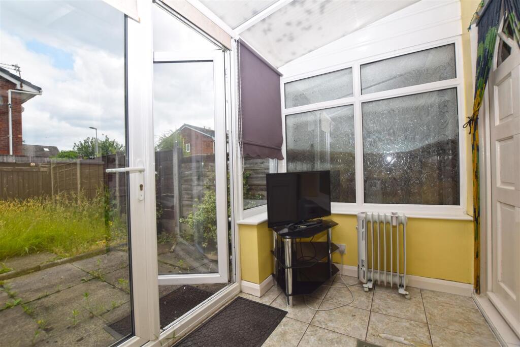 LEAN TO CONSERVATORY