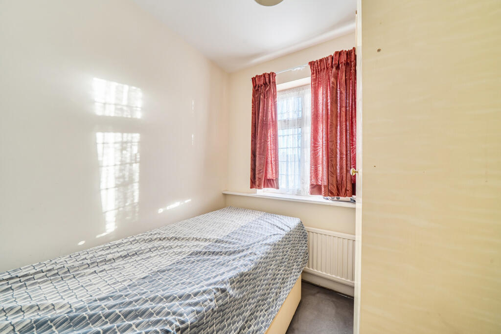 1394867-10-695be8...