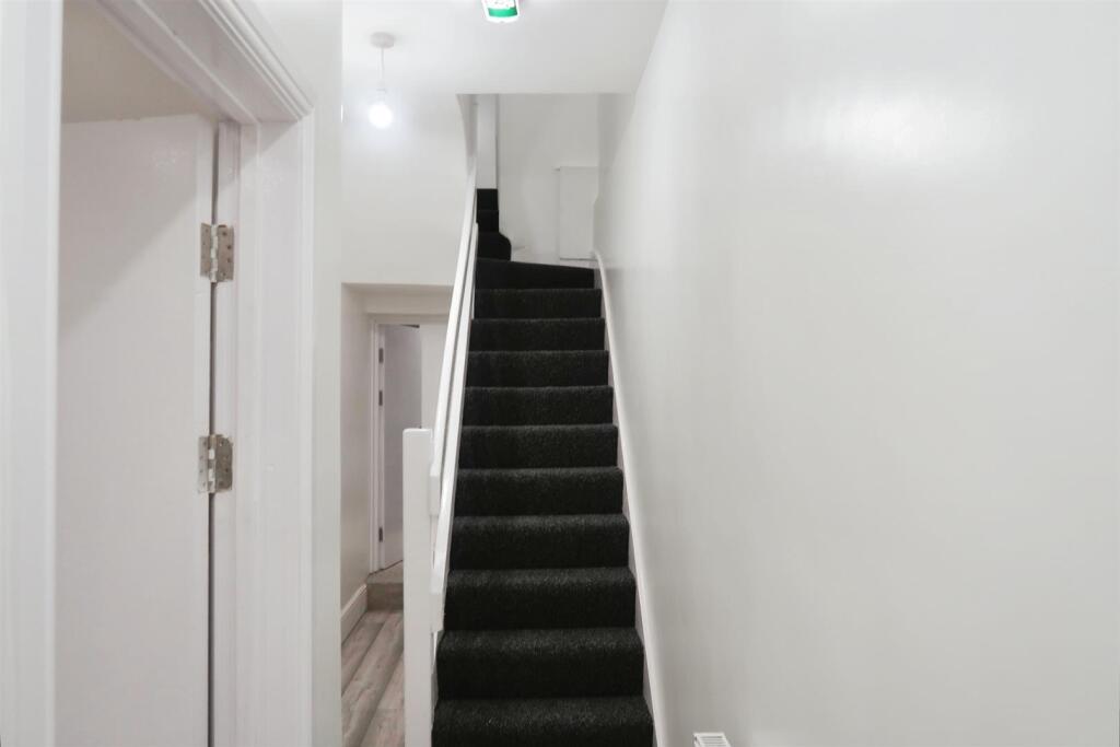 7707beed-1000362752.jpg