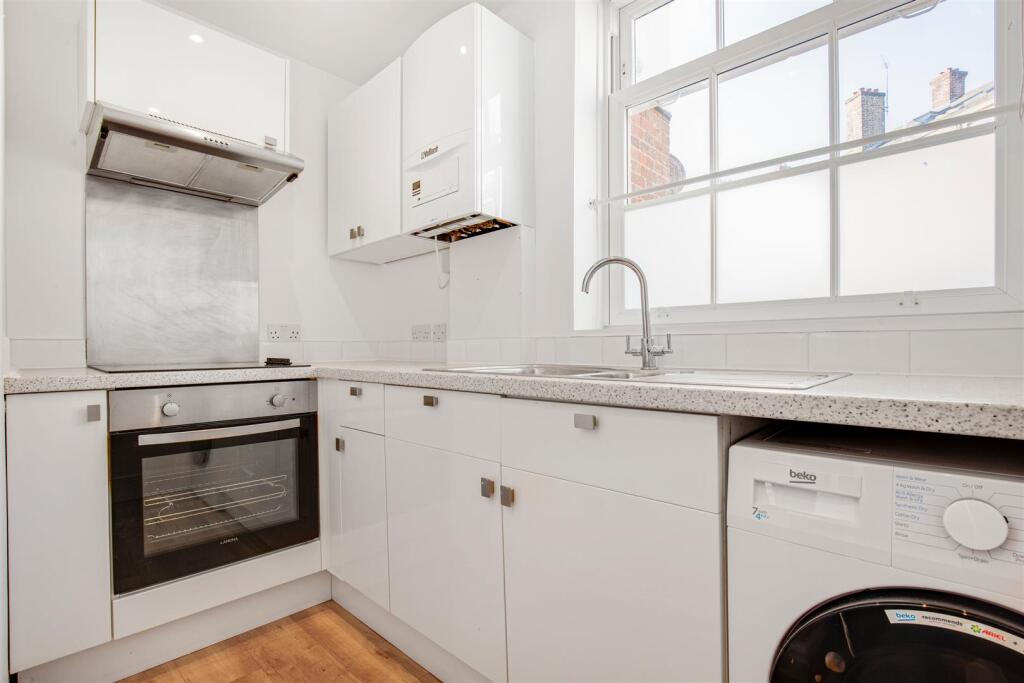 James_anderson-flat_1__cedar_court-sw14__8_.jpg