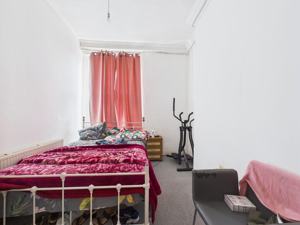 CAM02089G0-PR0533...