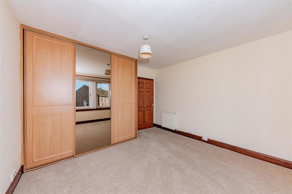 20 North Bank Street Monifieth-3.JPG