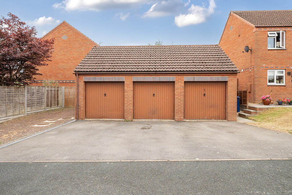 Single Garage (en...