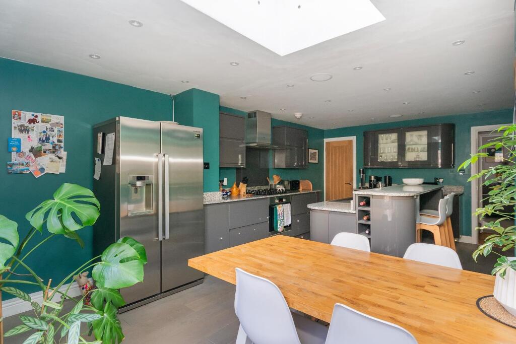 0B9RAD - Kitchen Diner G.jpg