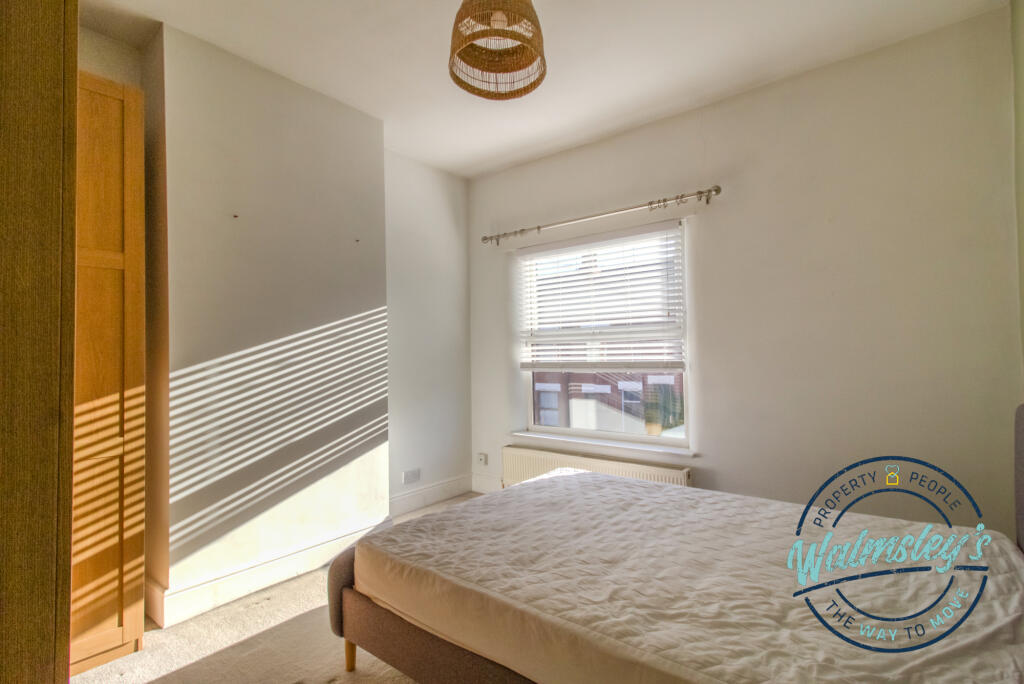 Front double bedroom