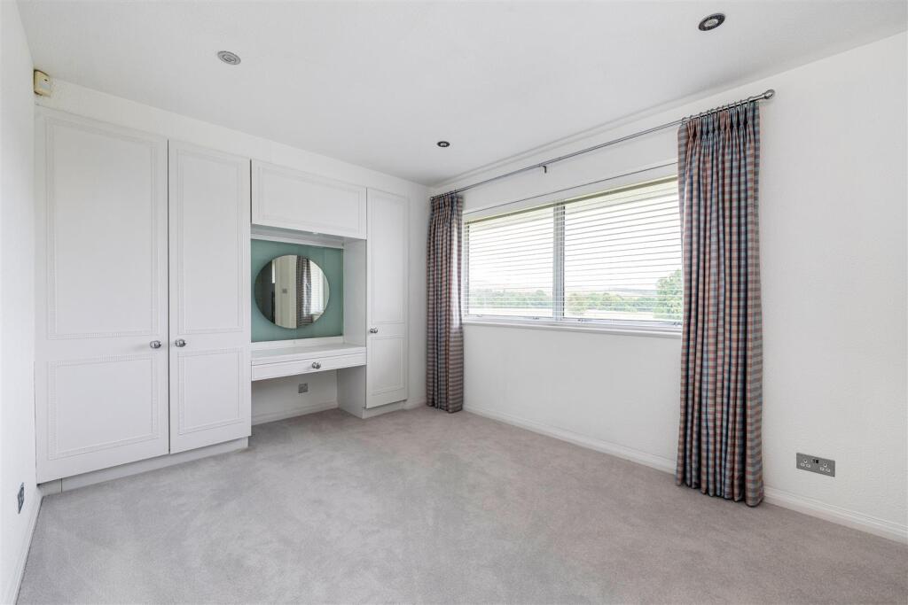 Waverley Court Farm, Monks Walk Farnham, Surrey, G