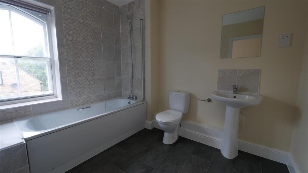 Ensuite bathroom