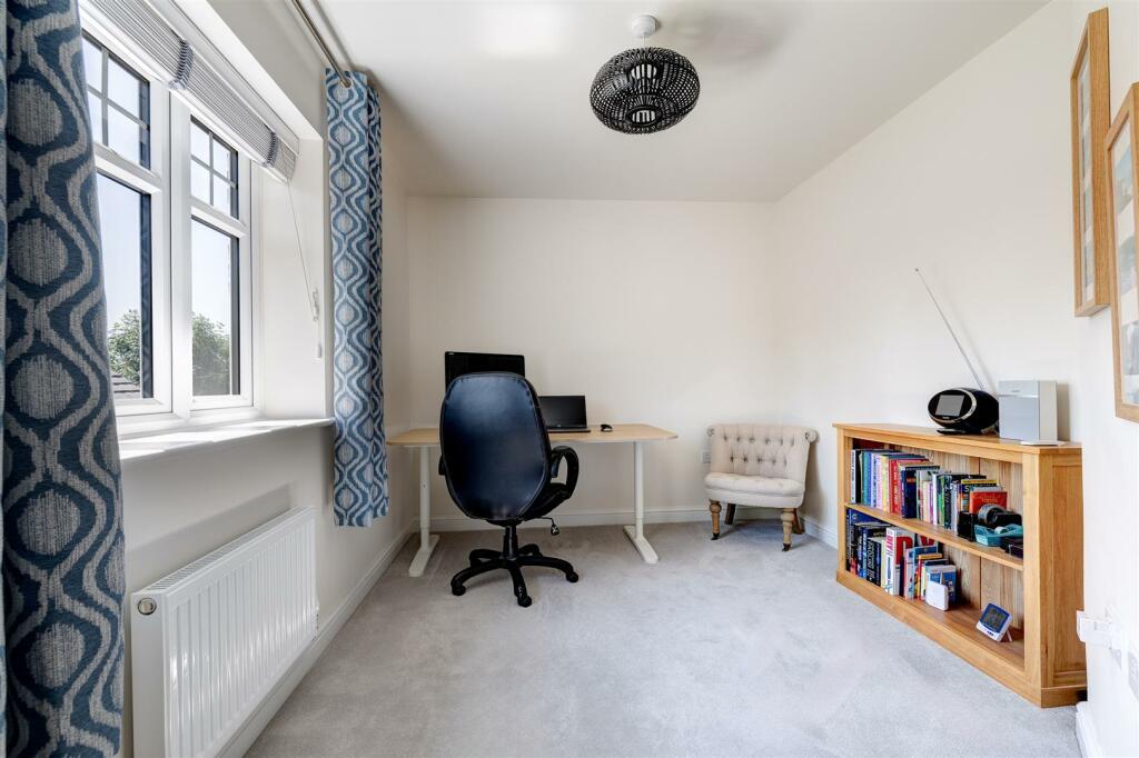 9 Primrose Walk, Ravenstone