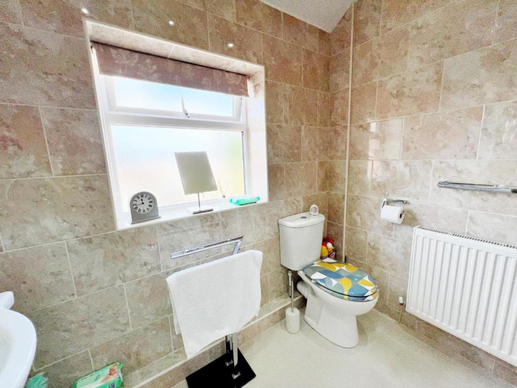 Shower Room pic 2.jpg