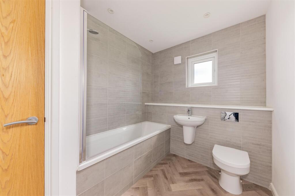 3 Greenhill Crescent Dundee-10.JPG