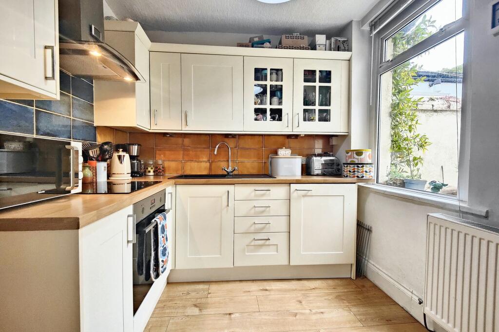 Light, Bright Kitchen