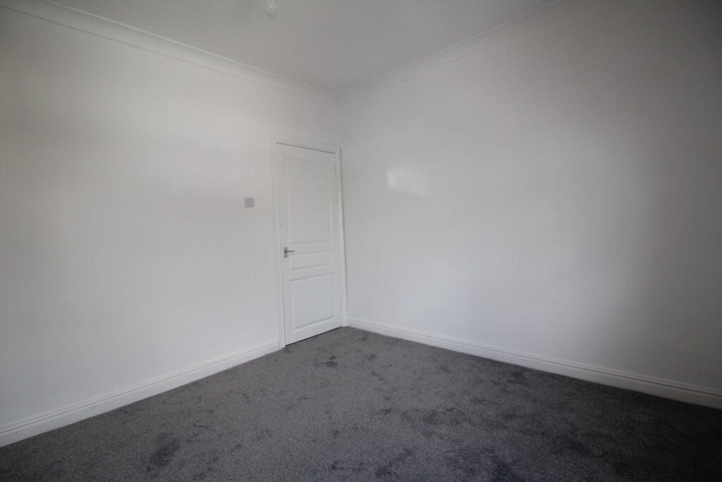 Bedroom (c)