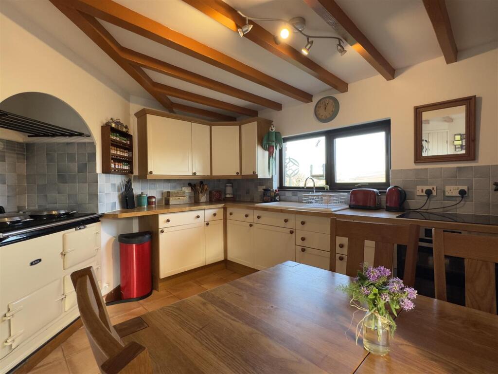 Kitchen.jpeg