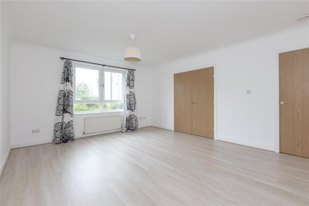 Sitting/Dining Room