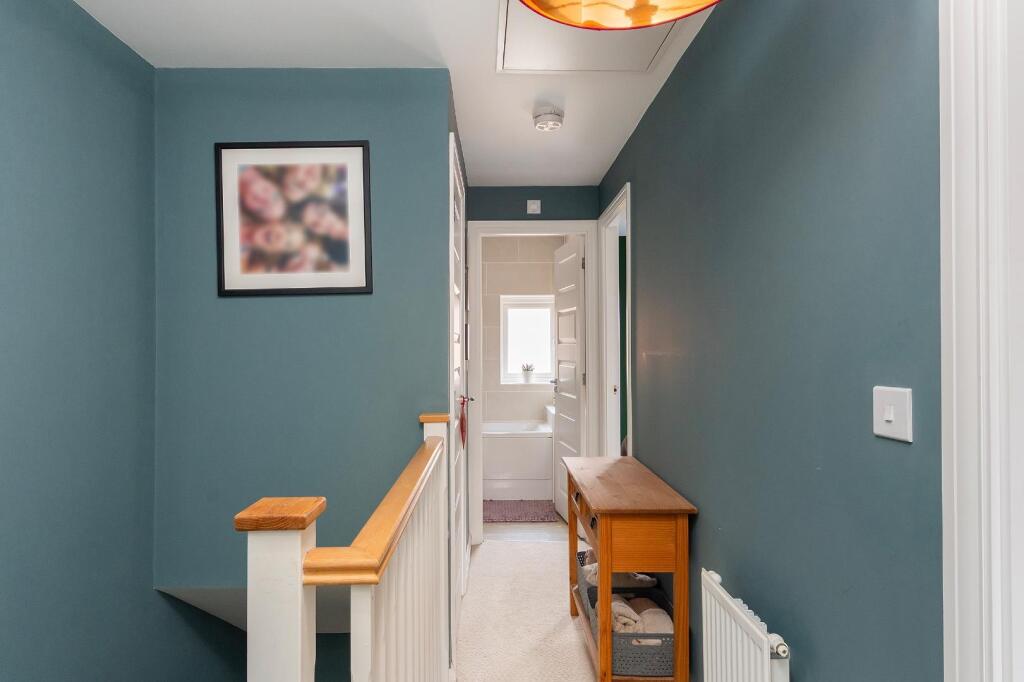 2B4WFS - Landing A.jpg