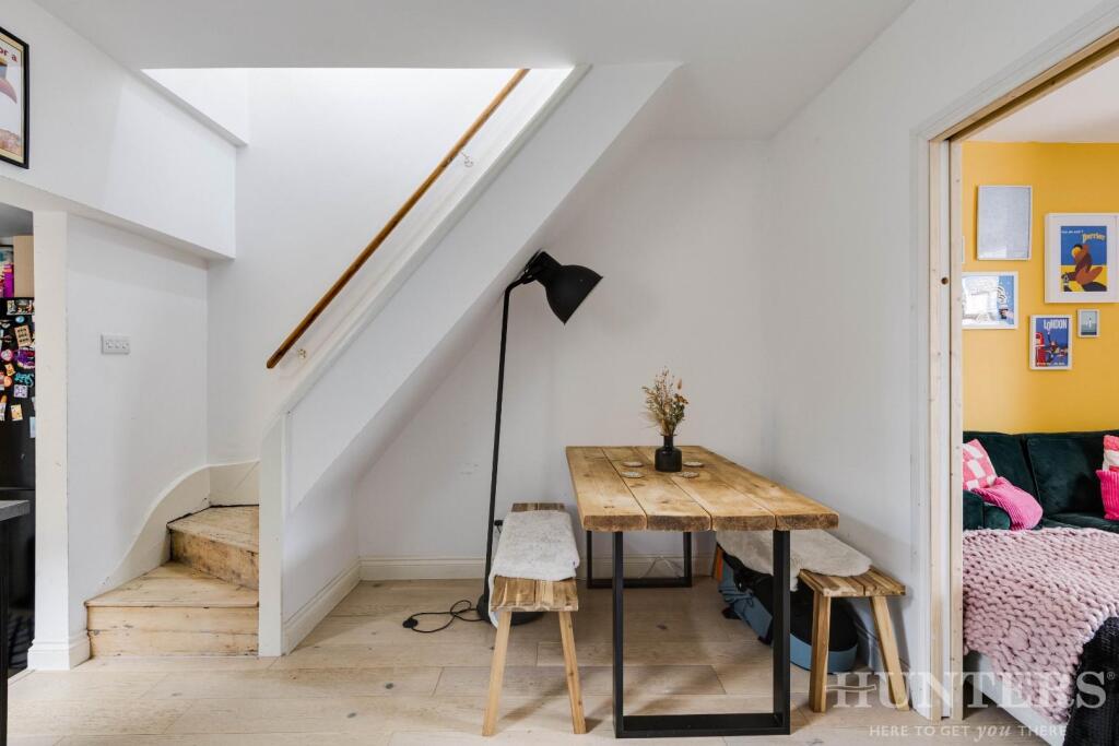 8 Halefield Road N17 9XR-11.jpg