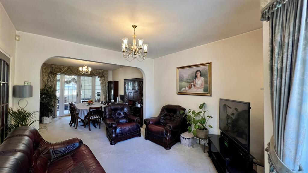 Through Lounge