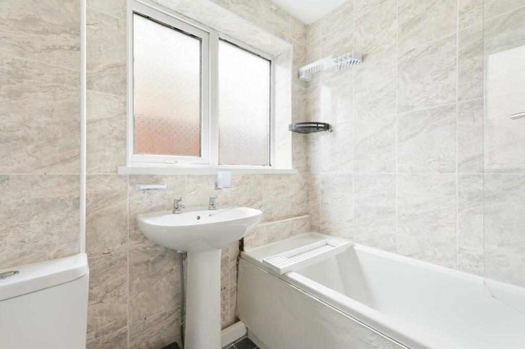 CYCLAMEN WAY   (8).jpg