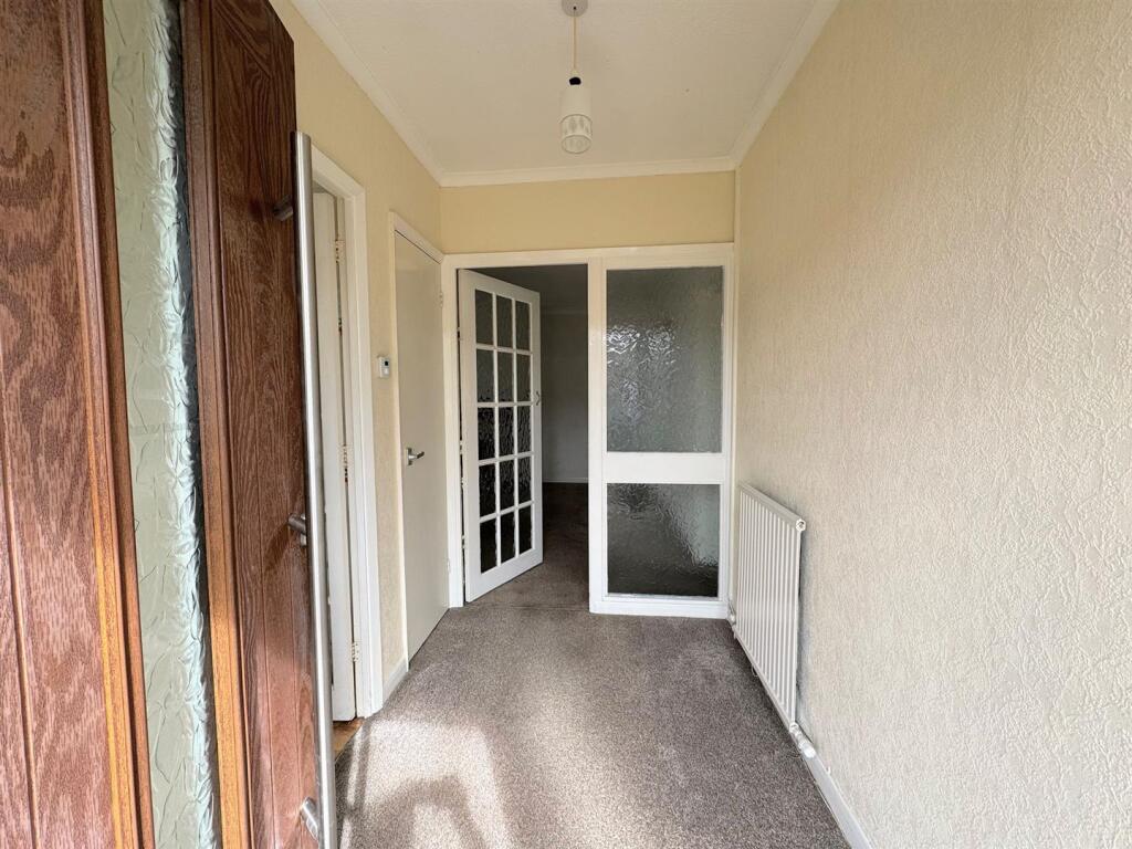 ENTRANCE HALLWAY