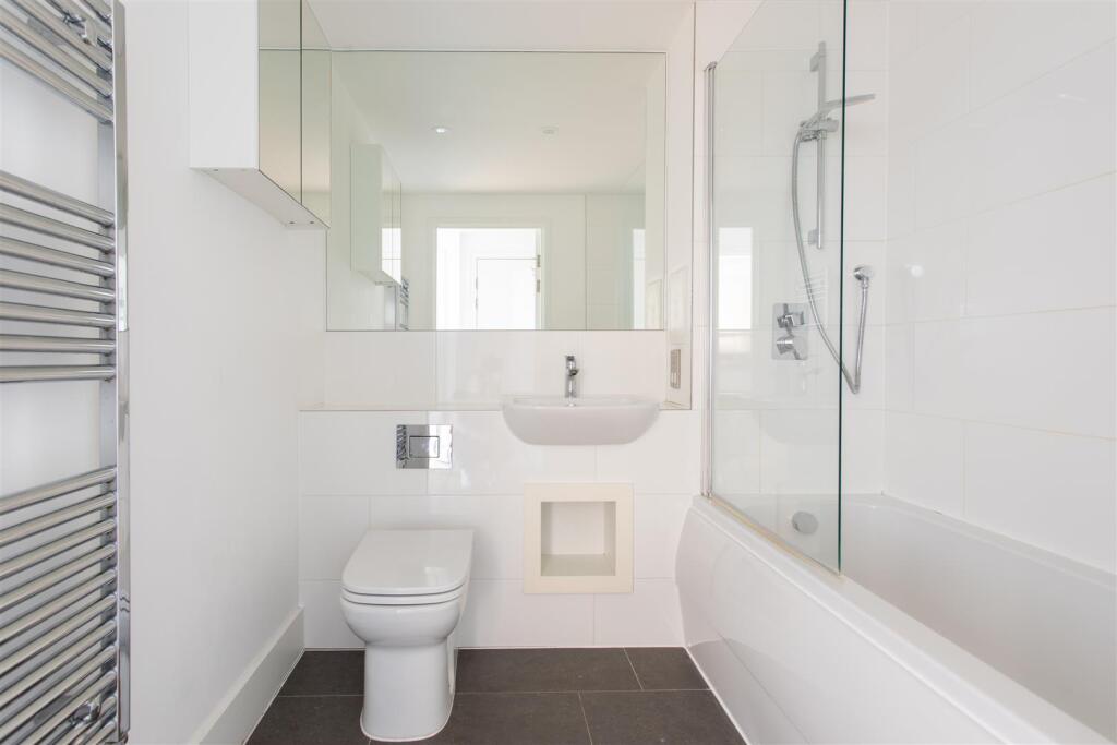 Kingsland High Street, E8