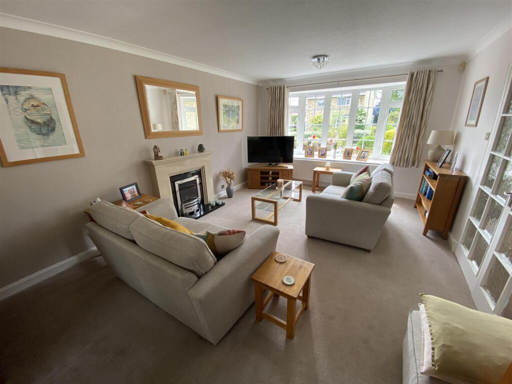 Bramleys Estate Agents - Overhall Park - Mirfield 