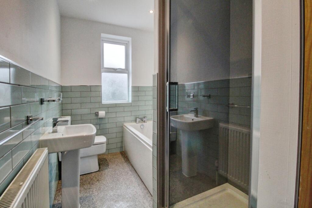 F150a61f-IMG_0978_79_80