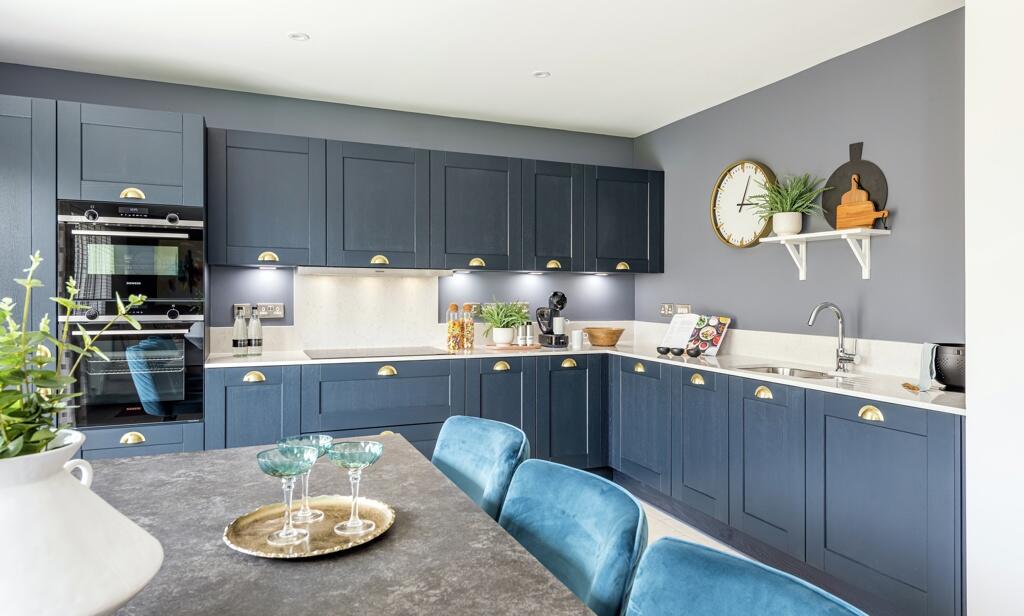 belwood oaks, penicuik