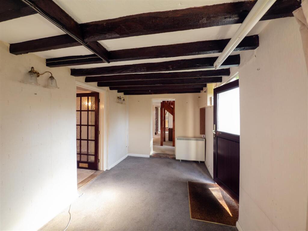 20250307110547 - IMG_4674 - 124 The Green, Wickham