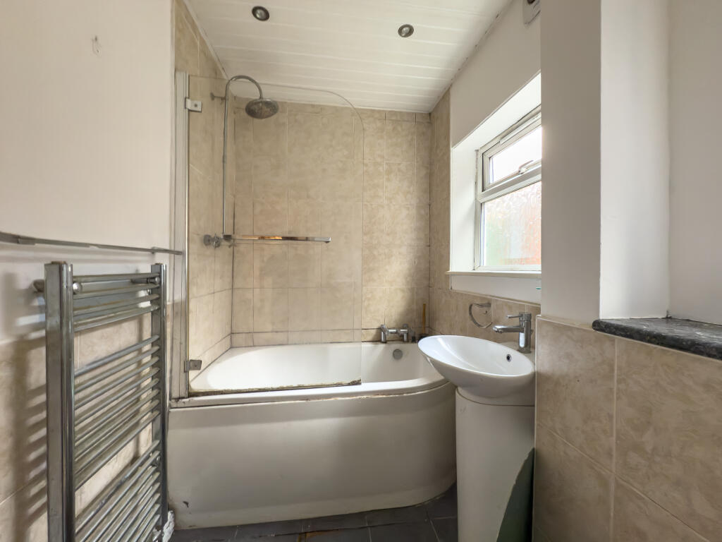 16 T202510122030.jpg