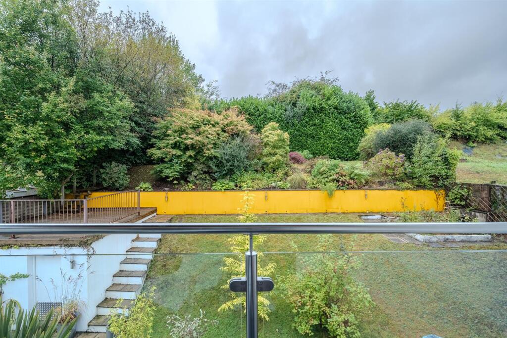 19 Oaks Court-31.jpg