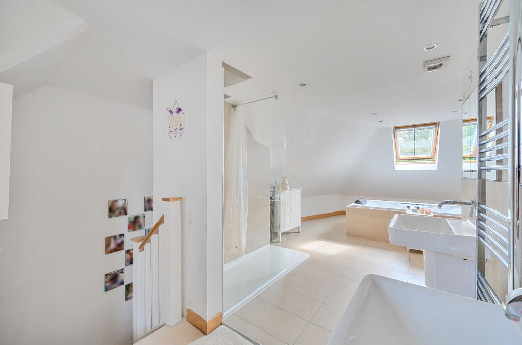 1329458-51-688c95...