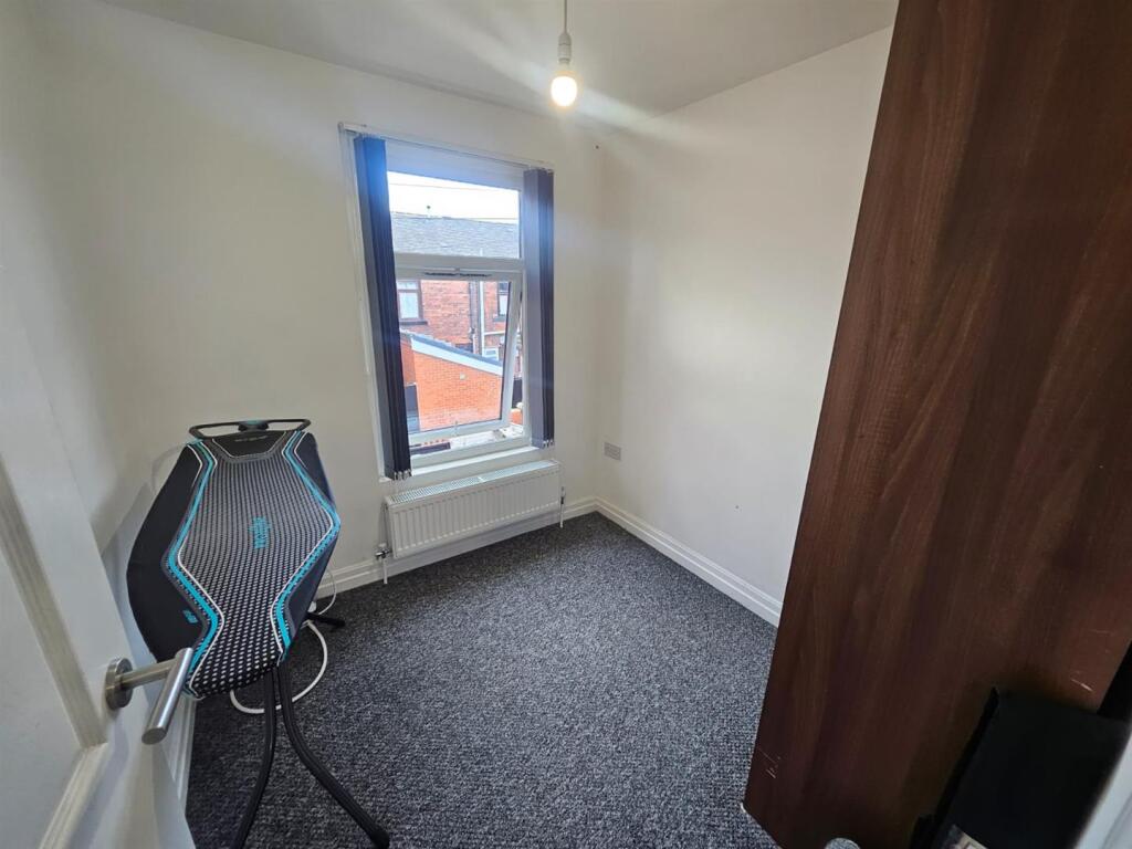 WhatsApp Image 2025-09-08 at 15.07.37.jpeg