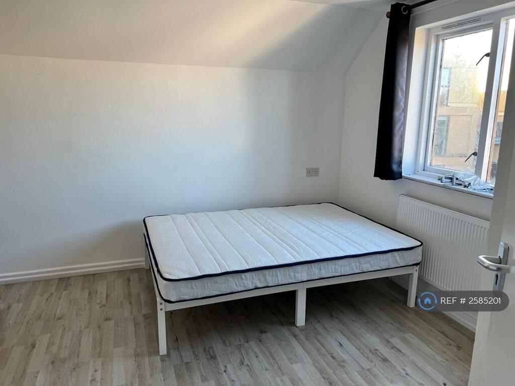 Room 4