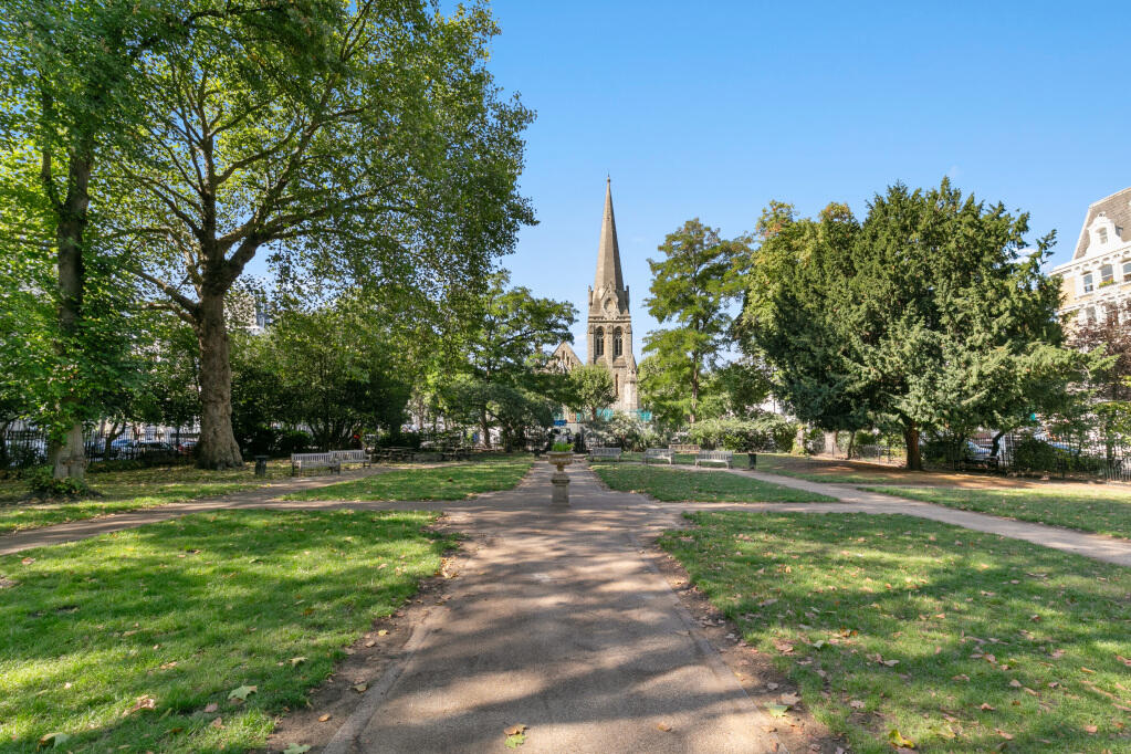 Redcliffe Square