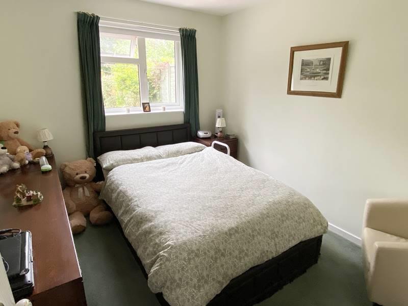bedroom.jpg