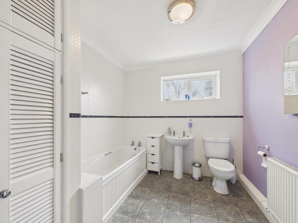 CAM04092G0-PR0047...