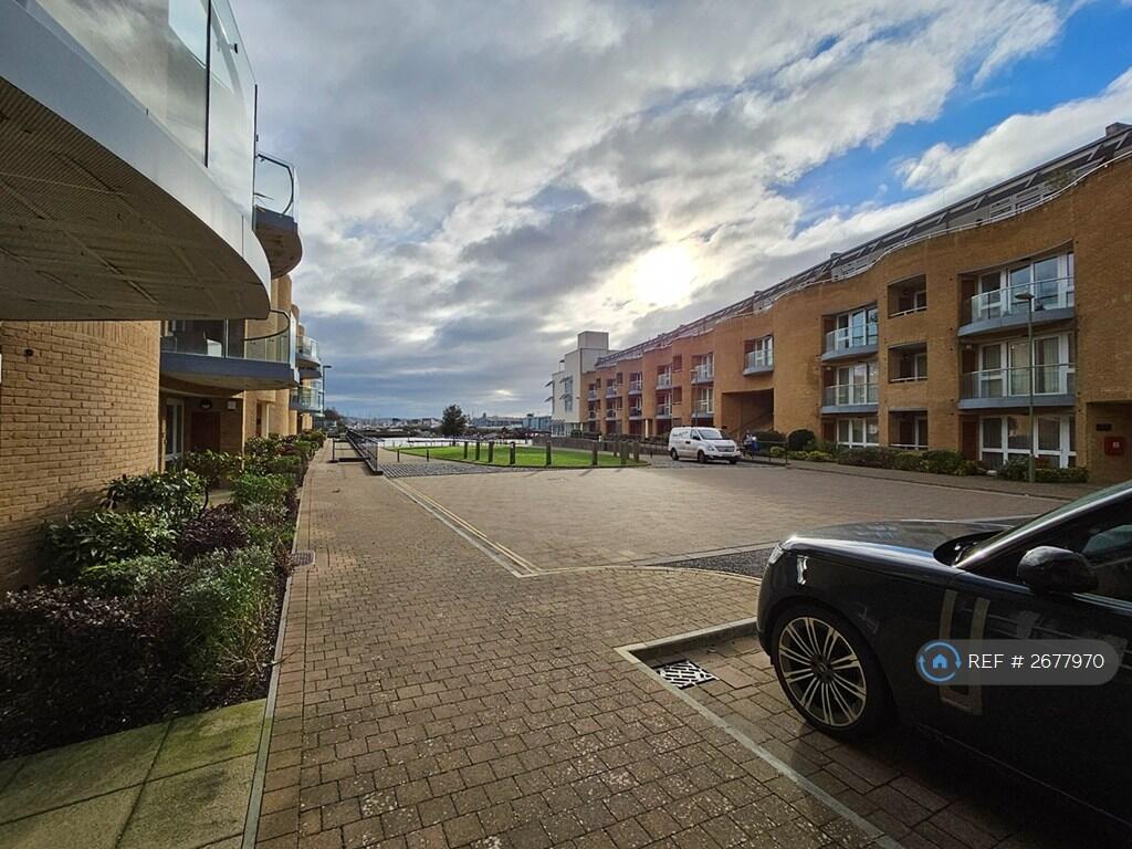 Lymington Shores