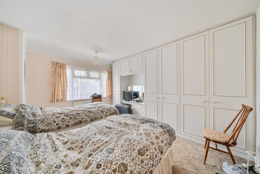Bedroom 2.jpg