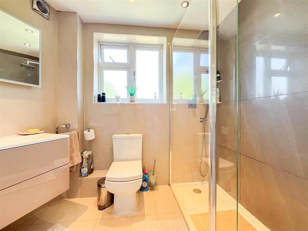 en suite.jpg