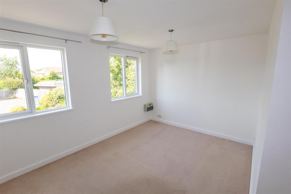 Burnt House Lane-04.jpg