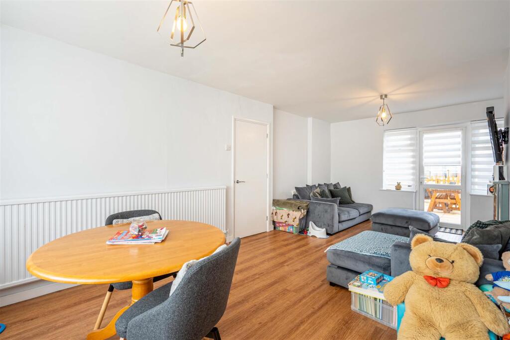 Pomeroy Road 140-29.jpg