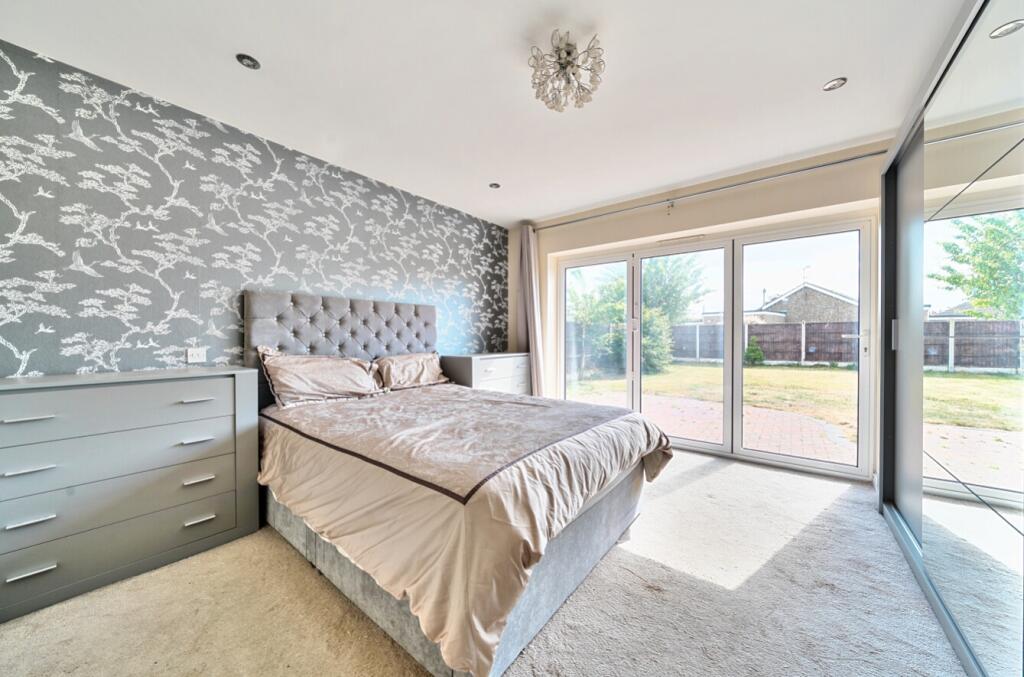 1294528-13-682f4566a0d70-ARW-1