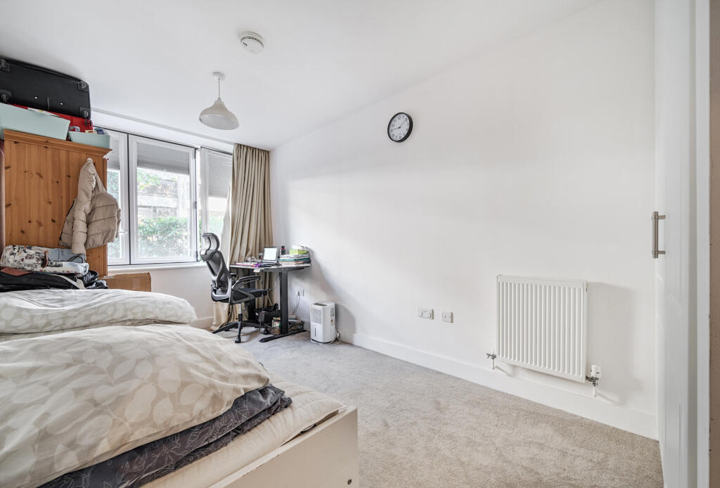 1315827-8-68664eb...