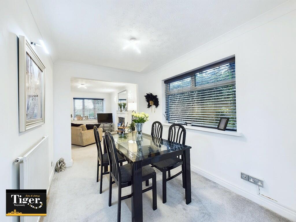 CAM03440G0-PR0211...