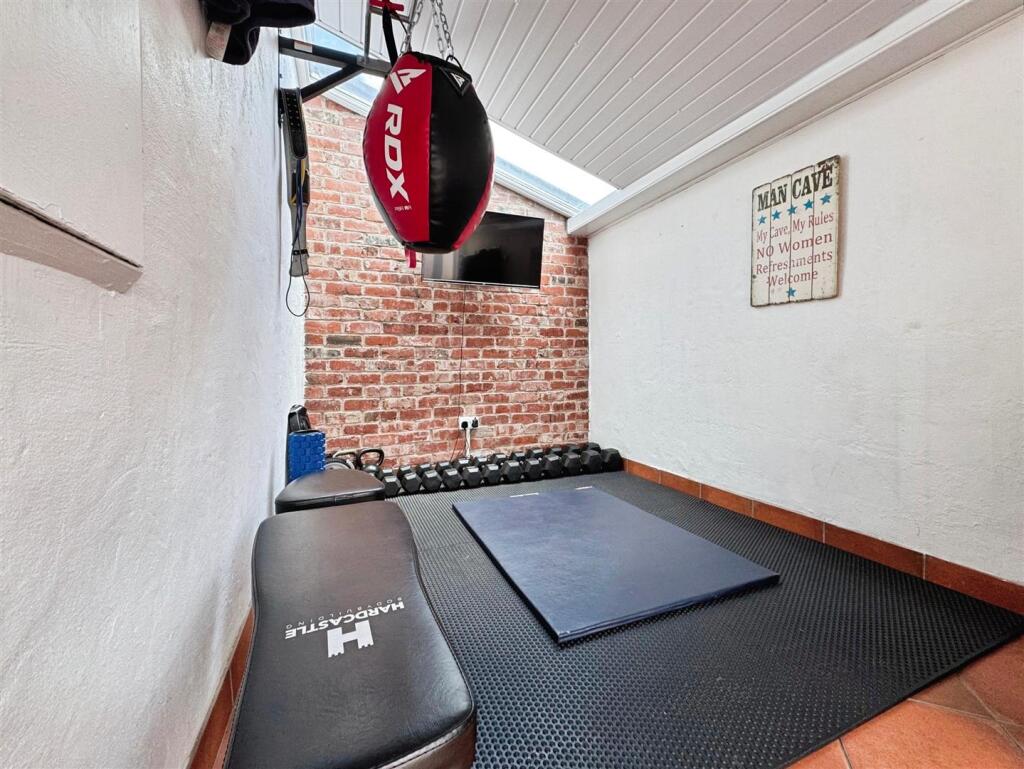 35aedd63--48A4-8AB6-E2B1D6F1AEC8-19486-00000B0824A